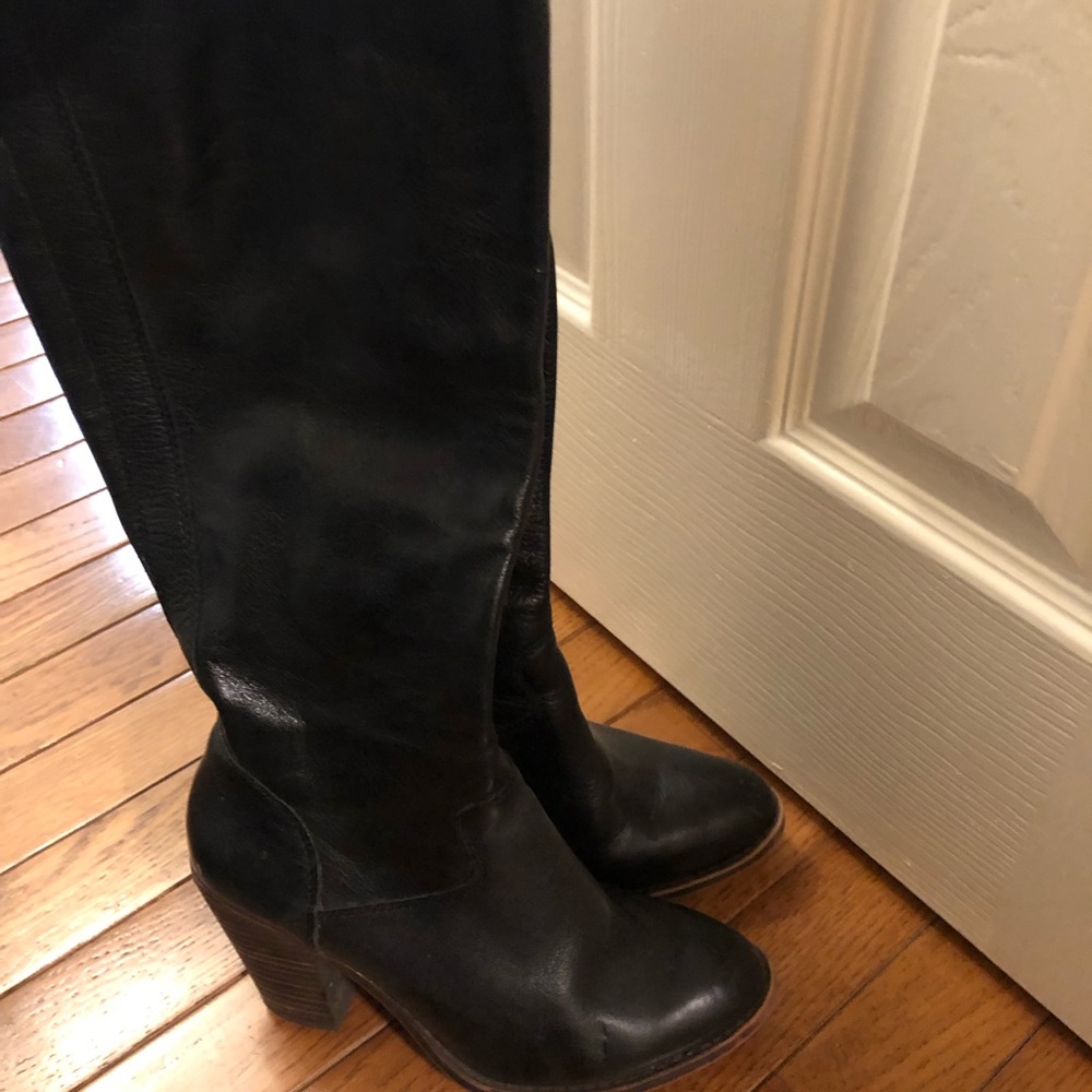 Lucky Brand boots size 6